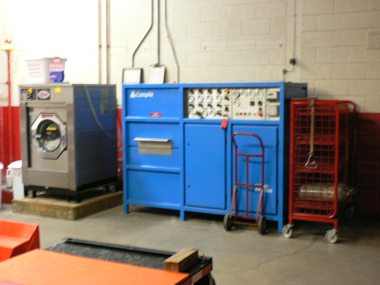 Washer/Extractor and Cascade System